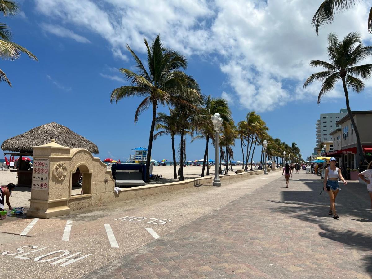 The Pearl Beachside Apartments On Hollywood Beach Exterior photo