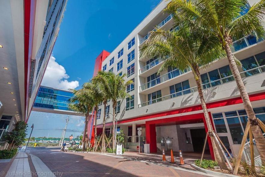 The Pearl Beachside Apartments On Hollywood Beach Exterior photo