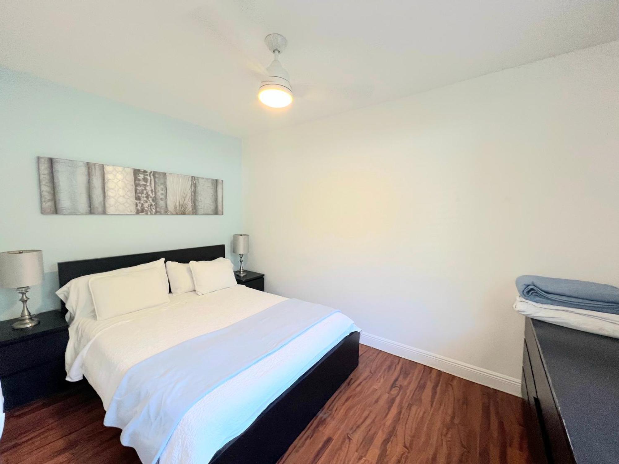 The Pearl Beachside Apartments On Hollywood Beach Room photo